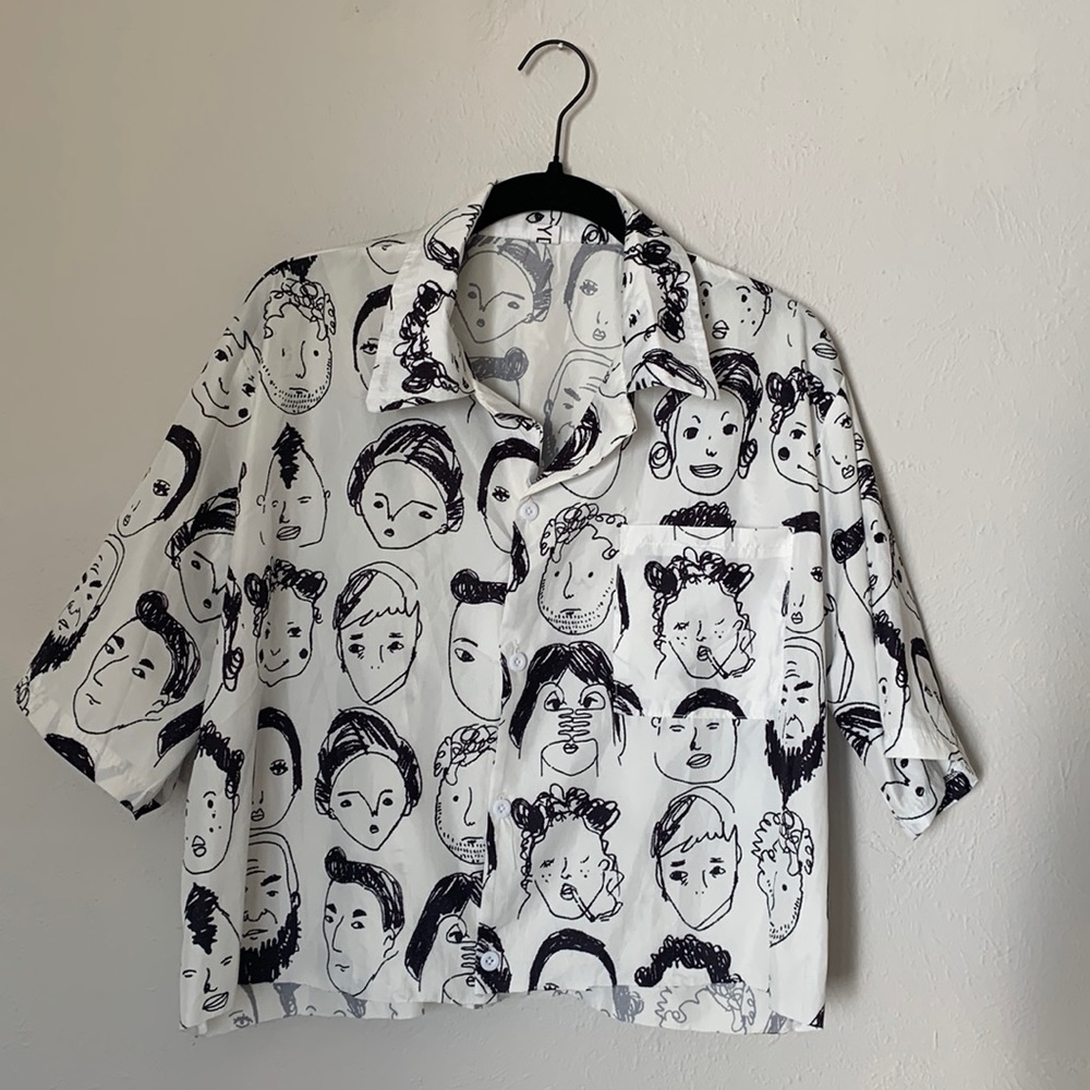 Women’s Cropped Button Down Shirt with Scribble Faces Size Medium
